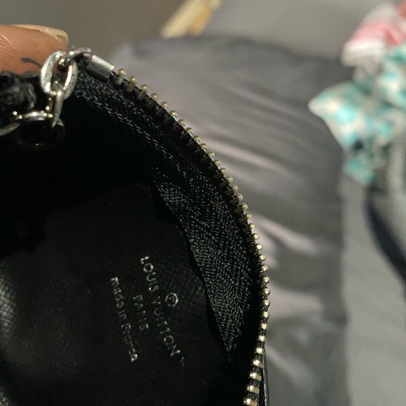 LV keychain wallet - Picture 2 of 4